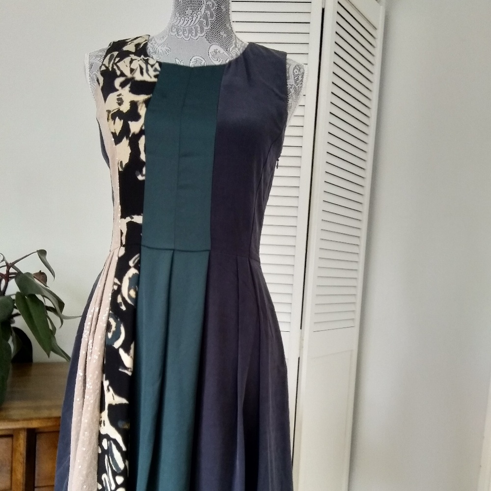 Rachel Roy Short cocktail dress Pleated Tailored